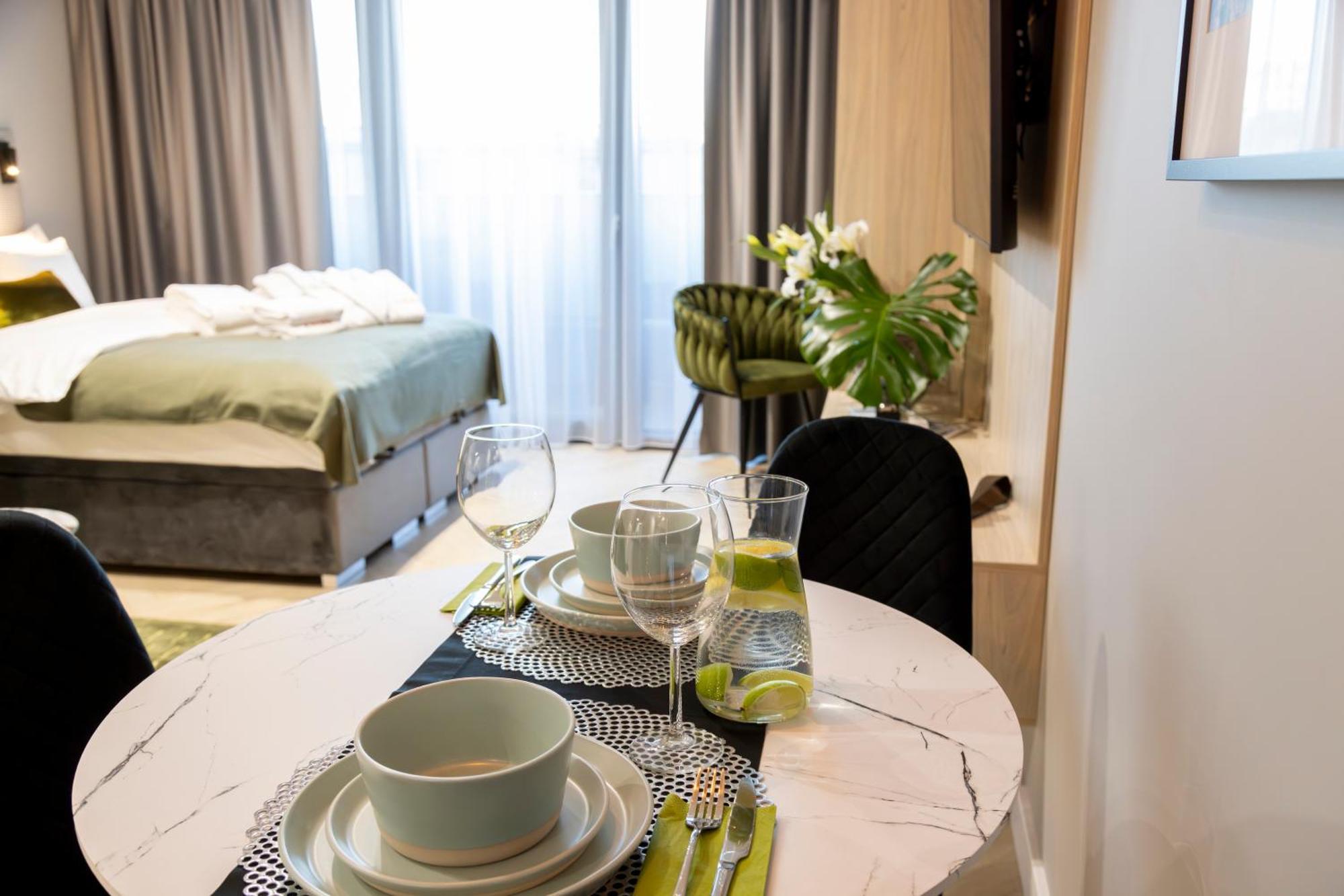 Kaleo Apartments - Hanza Tower Щецин Екстер'єр фото