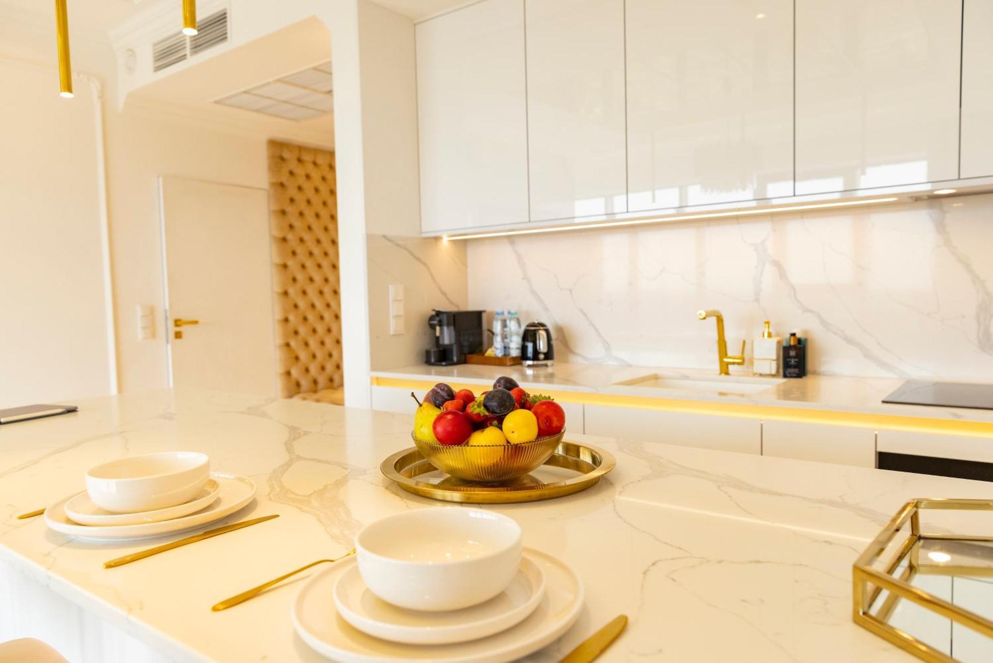Kaleo Apartments - Hanza Tower Щецин Екстер'єр фото